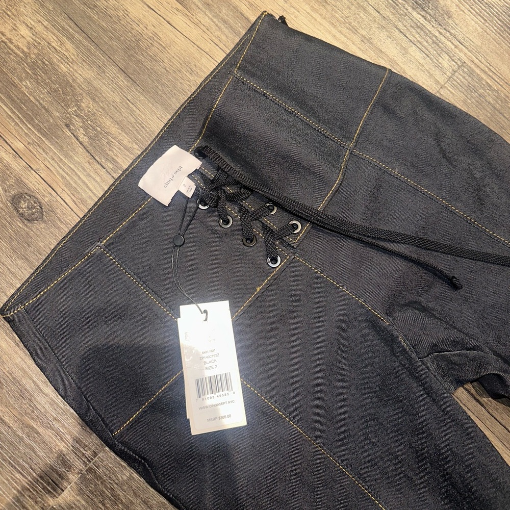 NWT Cinq a Sept Denim jeans, brand new with tags size Us 2 !